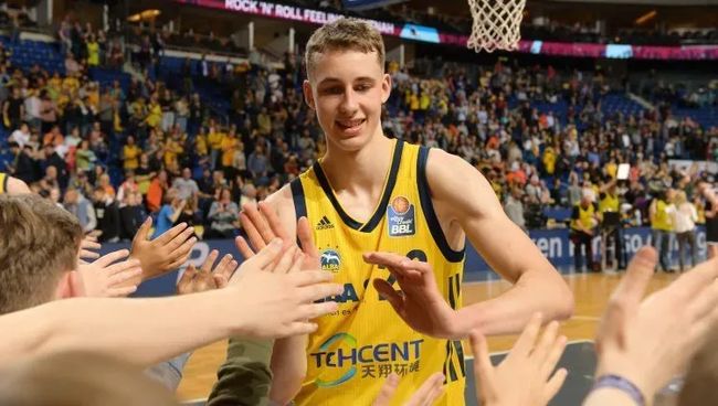 凯恩领衔 凯恩领衔