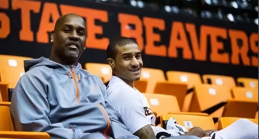 新主帅哈维 新主帅哈维