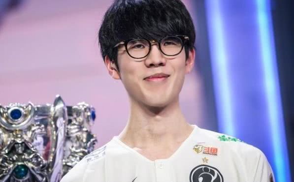 更多破绽 更多破绽