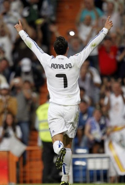 斯牺牲年轻 斯牺牲年轻